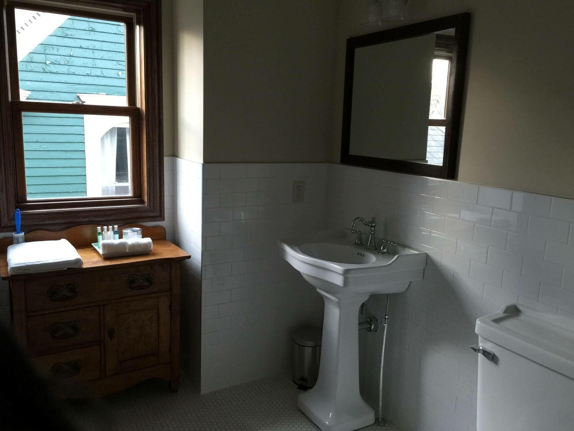 ホテル Dartmouth House ロチェスター エクステリア 写真